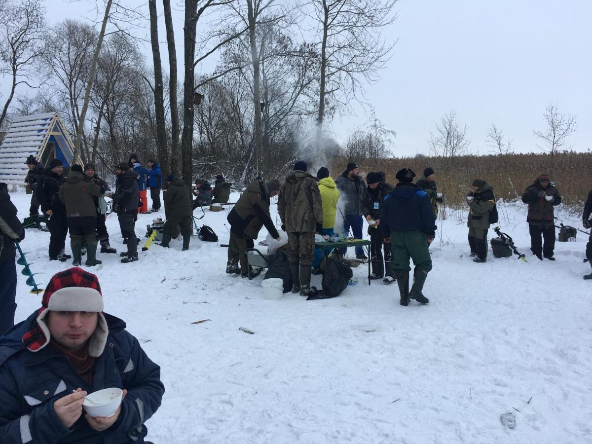 Vigio Brasta Camping エレクトレナイ エクステリア 写真